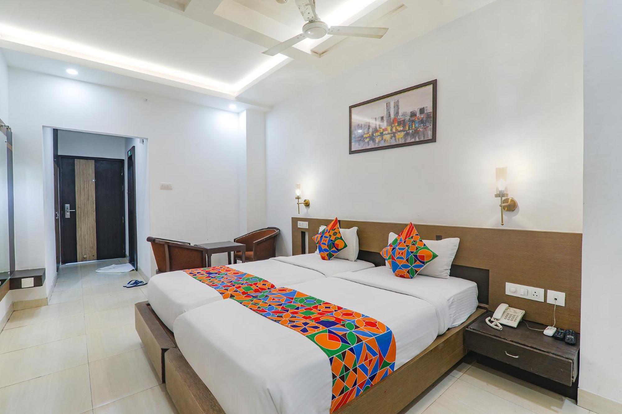 Fabhotel Prime The Continental Lucknow Zewnętrze zdjęcie