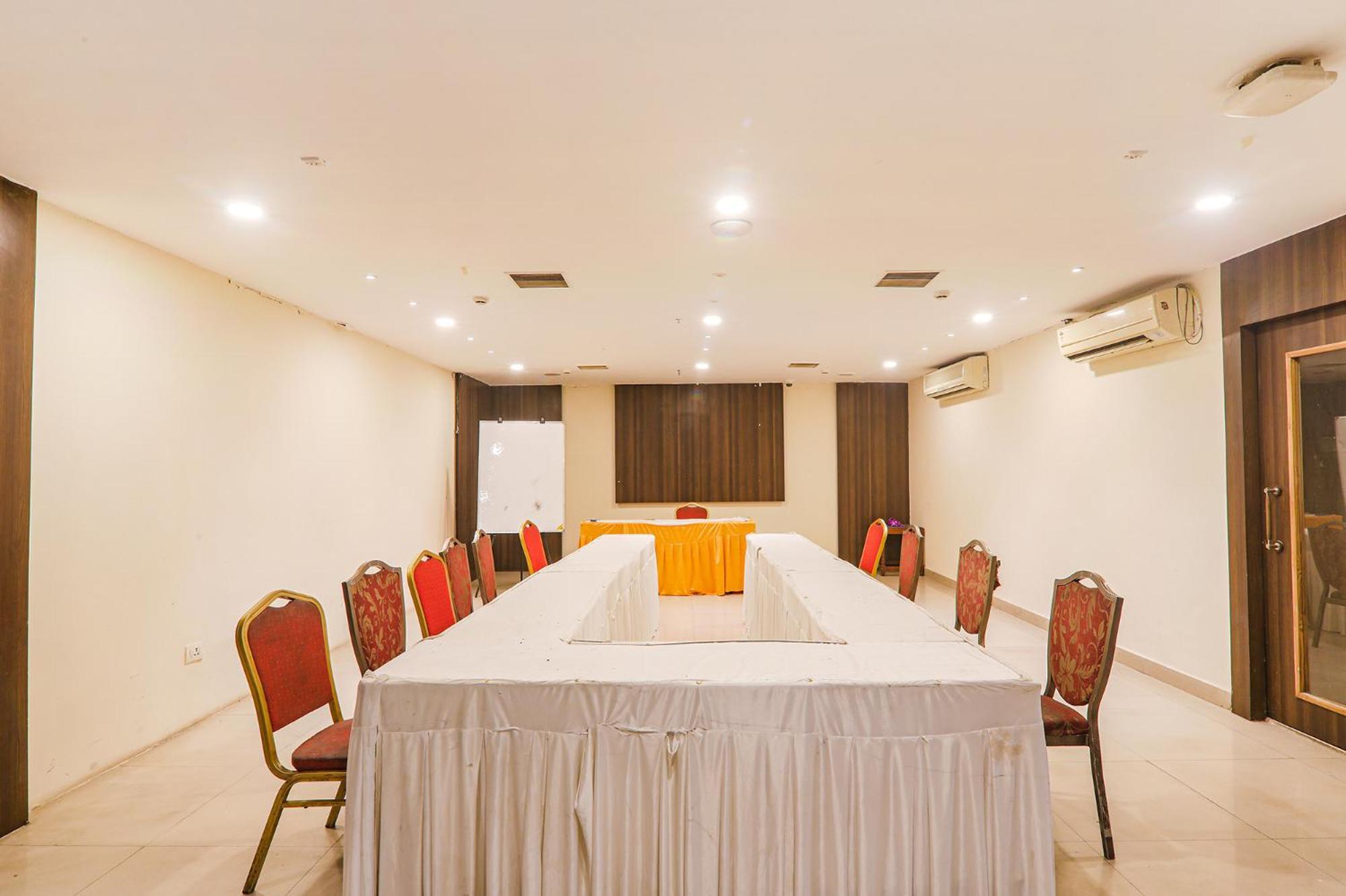 Fabhotel Prime The Continental Lucknow Zewnętrze zdjęcie