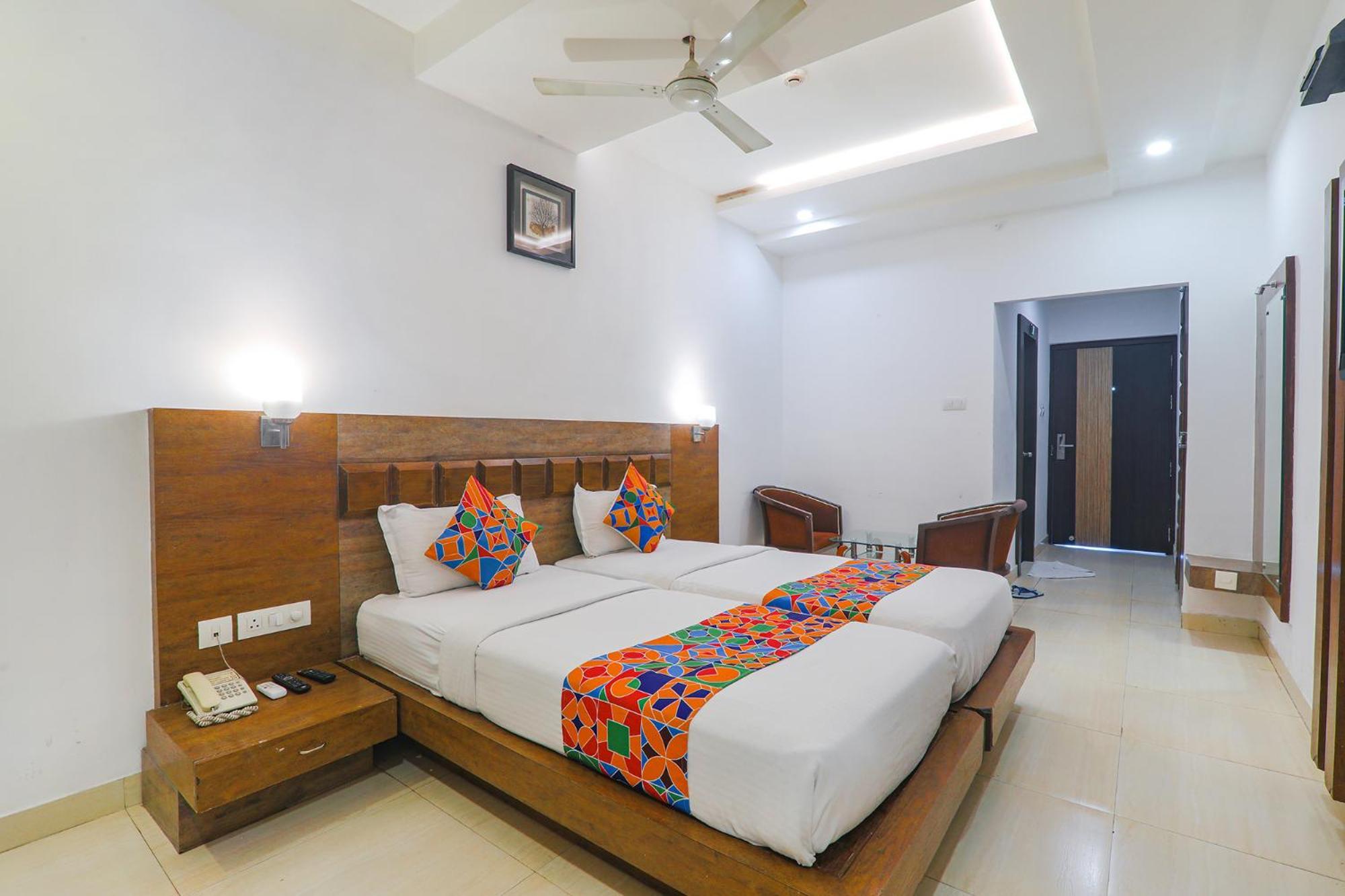 Fabhotel Prime The Continental Lucknow Zewnętrze zdjęcie