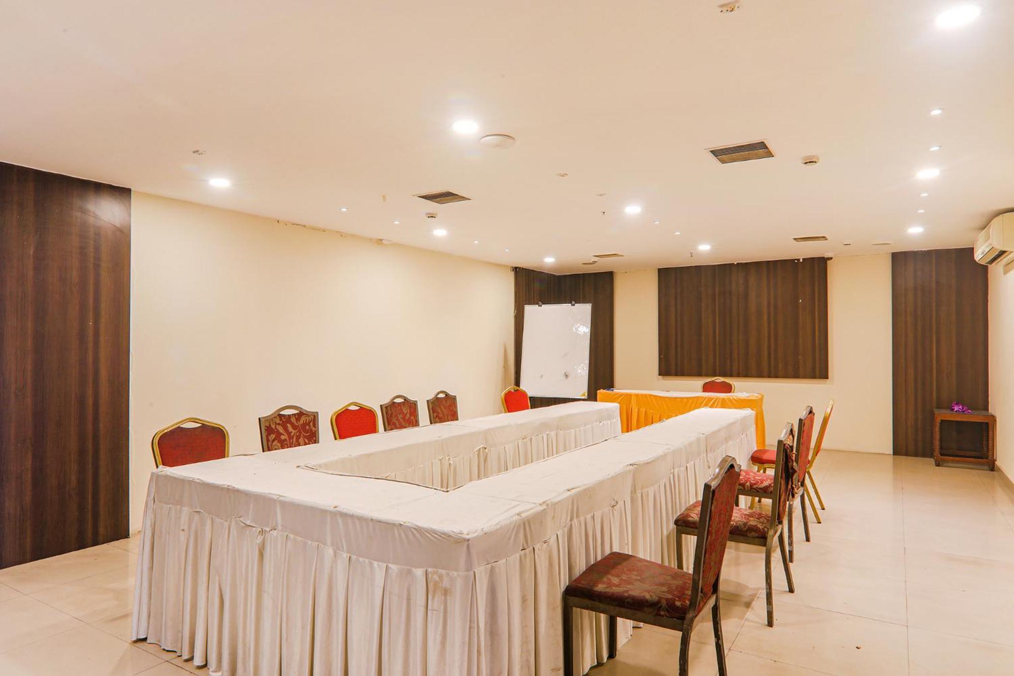 Fabhotel Prime The Continental Lucknow Zewnętrze zdjęcie